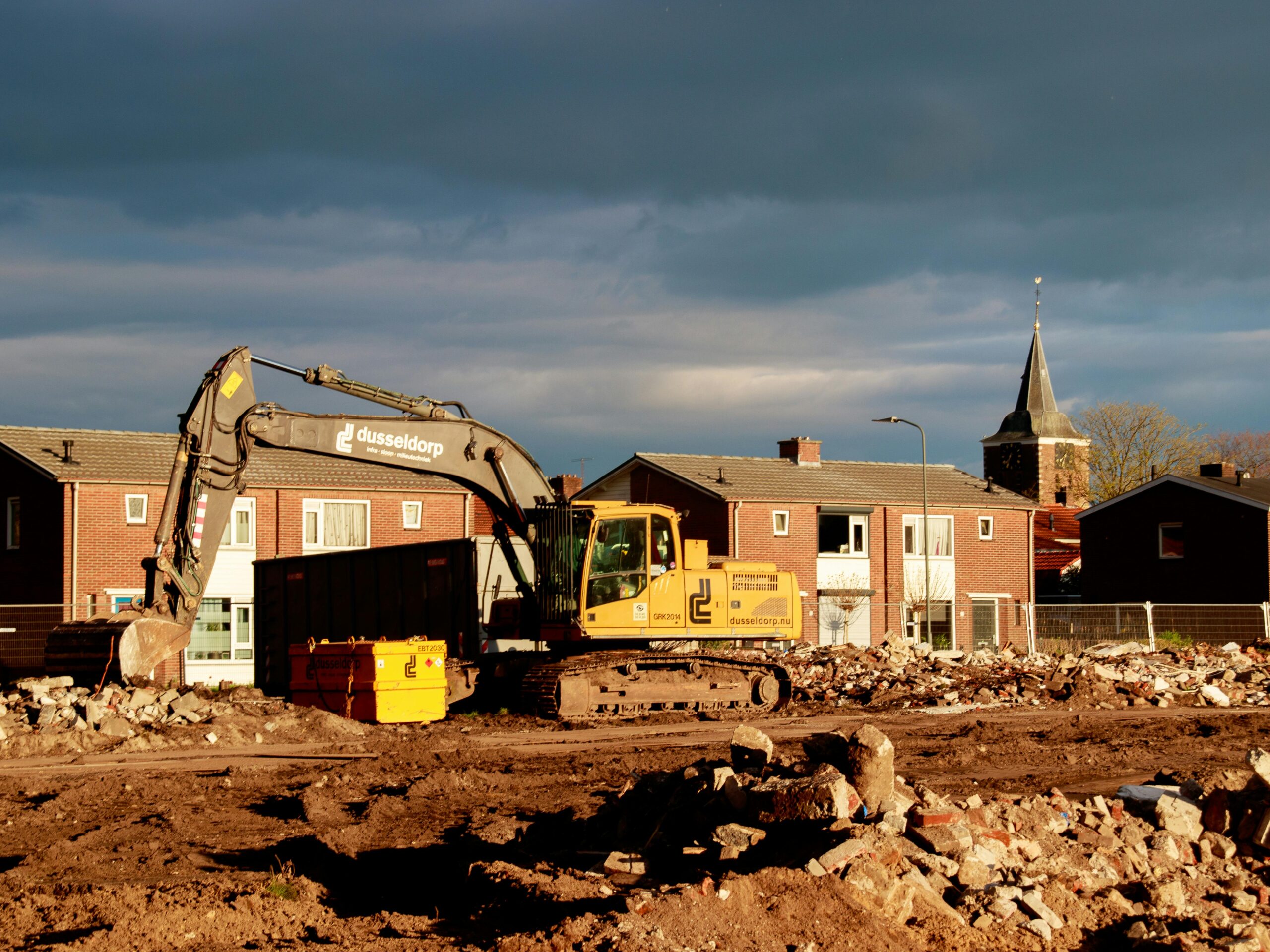 Earthmoving & Hauling Services